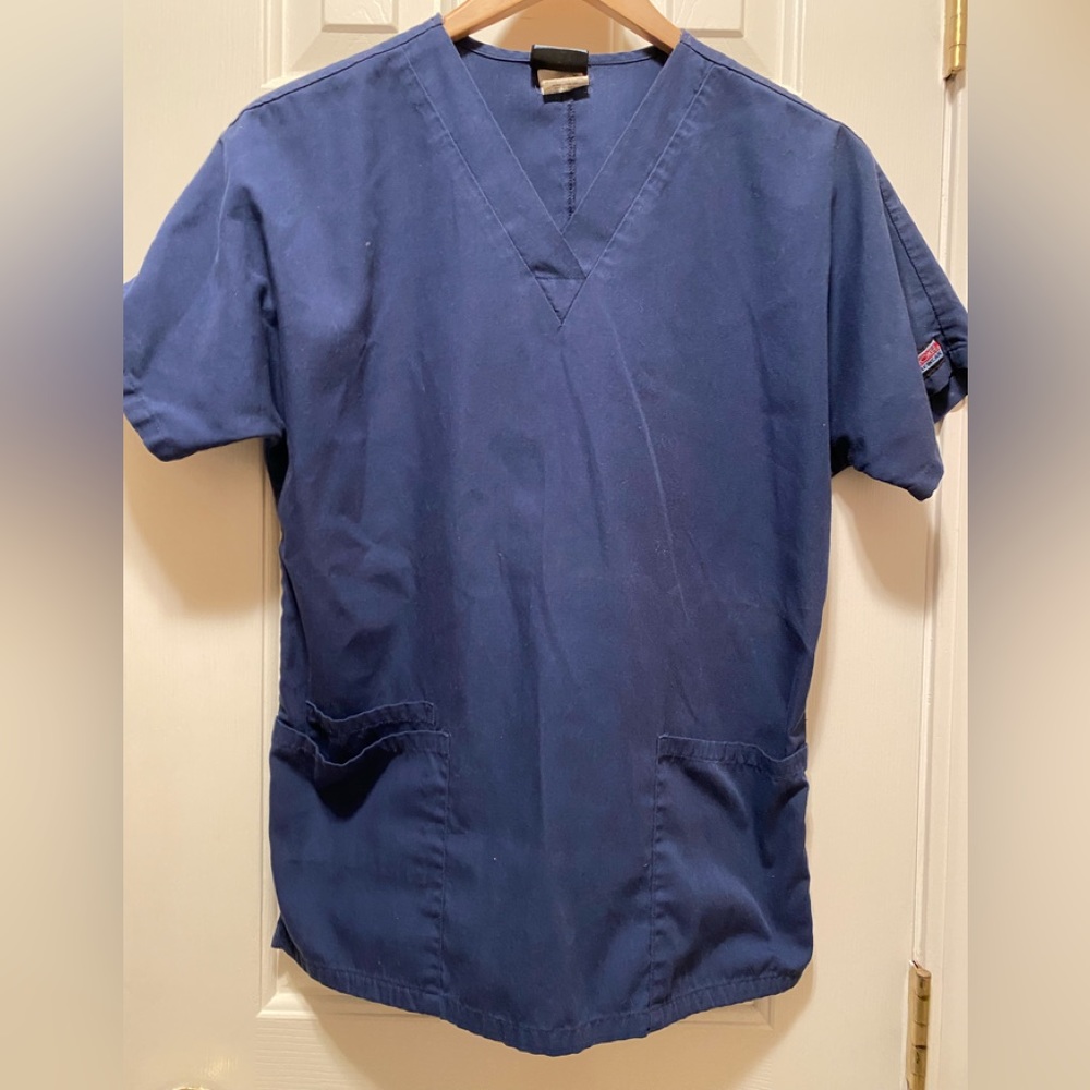 Cherokee navy tunic scrub top 3 pockets. Size XS